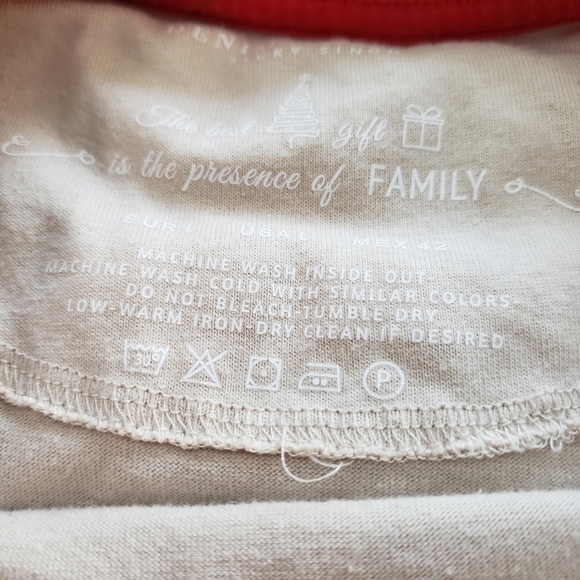 MEN'S Large Hey Santa dabbing Santa tee - Picture 5 of 8